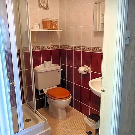 1 Park Road 4* كندال