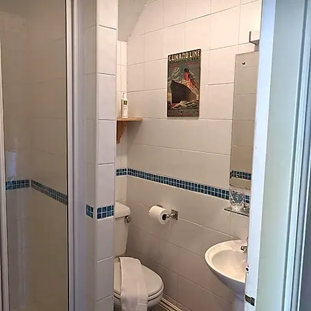 فندق مبيت وإفطار 1 Park Road 4*