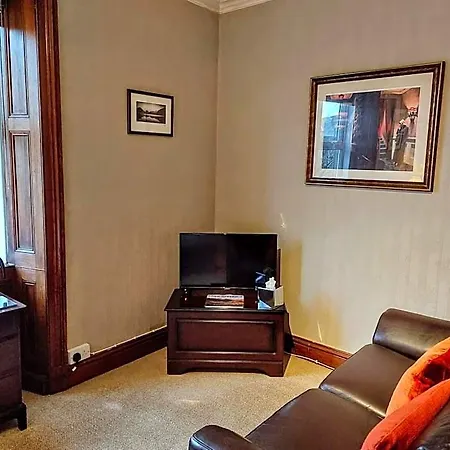 1 Park Road Bed & Breakfast 4*
